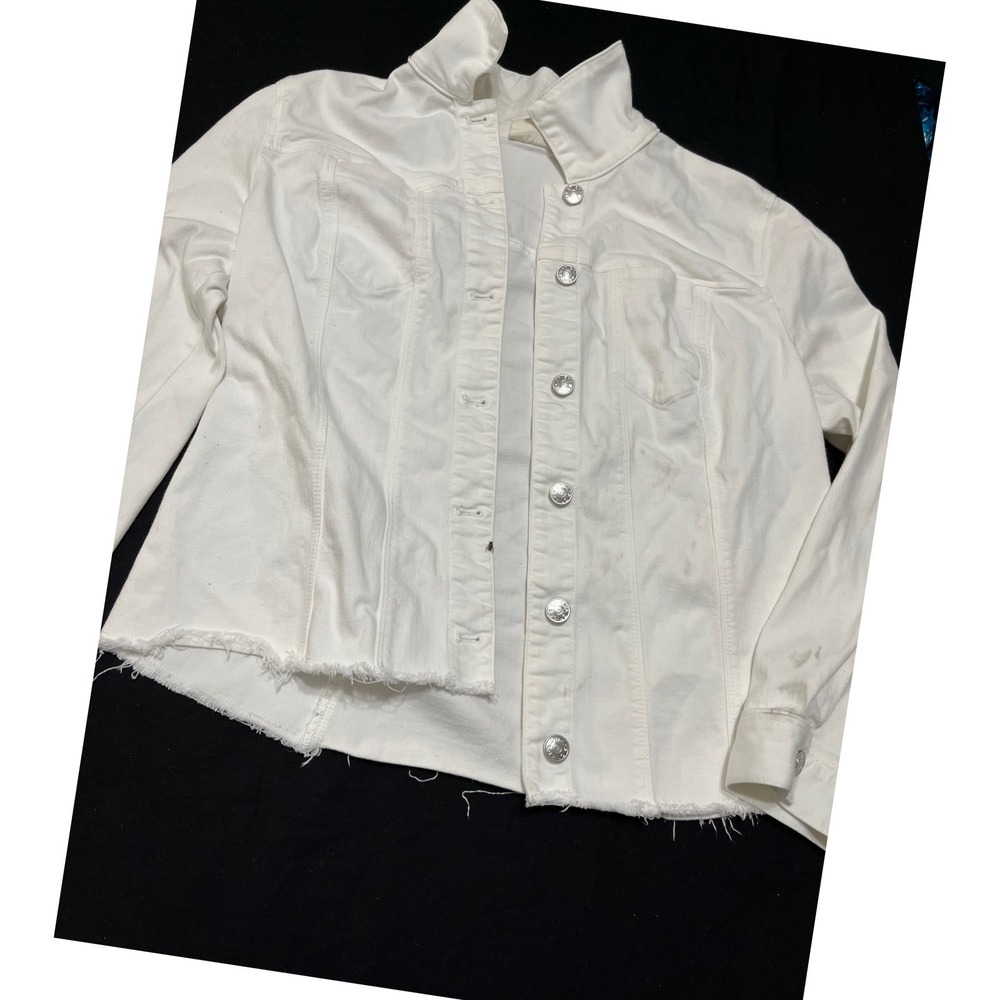 White Denim Trucker Jacket Raw Hem Button Front Cropped Distressed Boho Classic